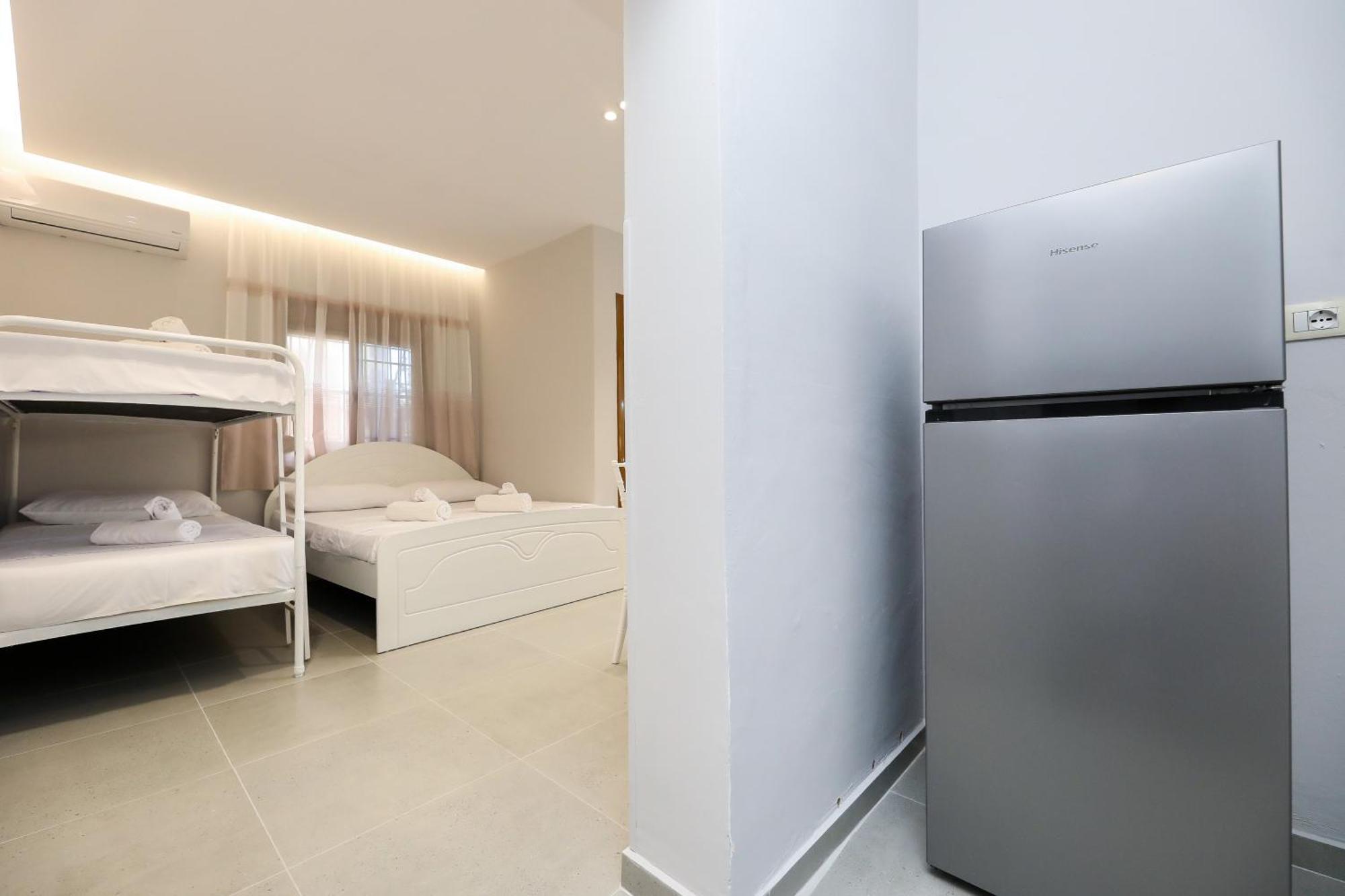 Vila Feliz - Premium Rooms With Free Private Parking Vlorë Εξωτερικό φωτογραφία