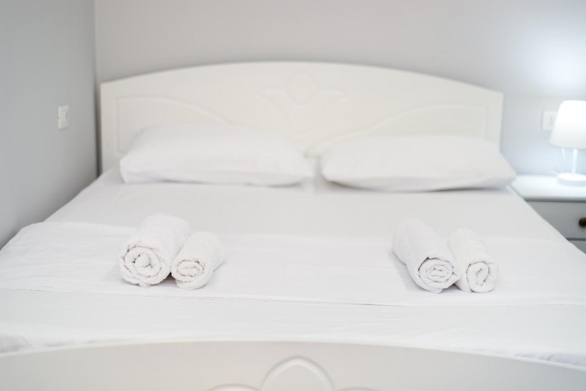 Vila Feliz - Premium Rooms With Free Private Parking Vlorë Εξωτερικό φωτογραφία
