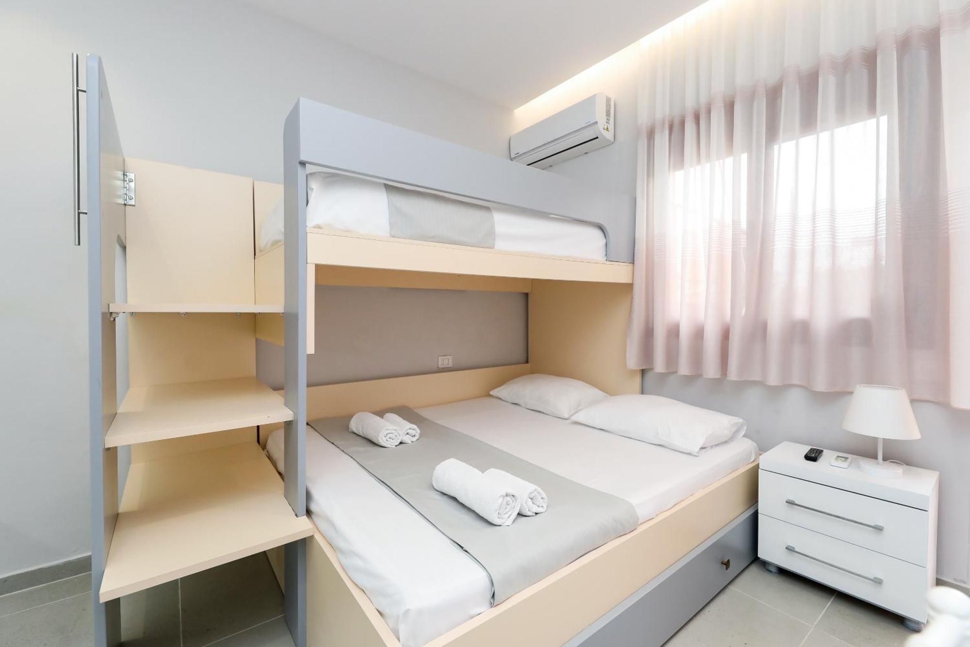 Vila Feliz - Premium Rooms With Free Private Parking Vlorë Εξωτερικό φωτογραφία