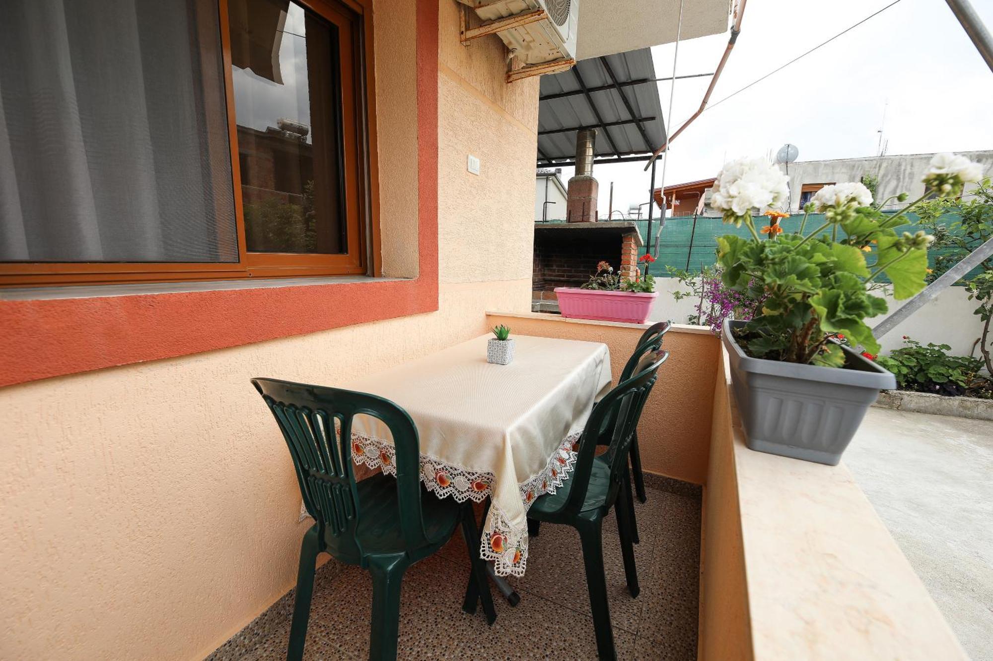 Vila Feliz - Premium Rooms With Free Private Parking Vlorë Εξωτερικό φωτογραφία
