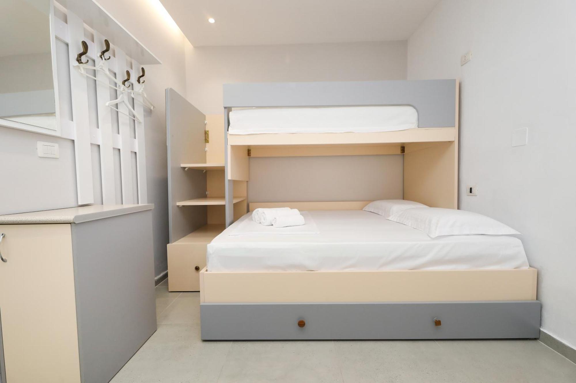 Vila Feliz - Premium Rooms With Free Private Parking Vlorë Εξωτερικό φωτογραφία