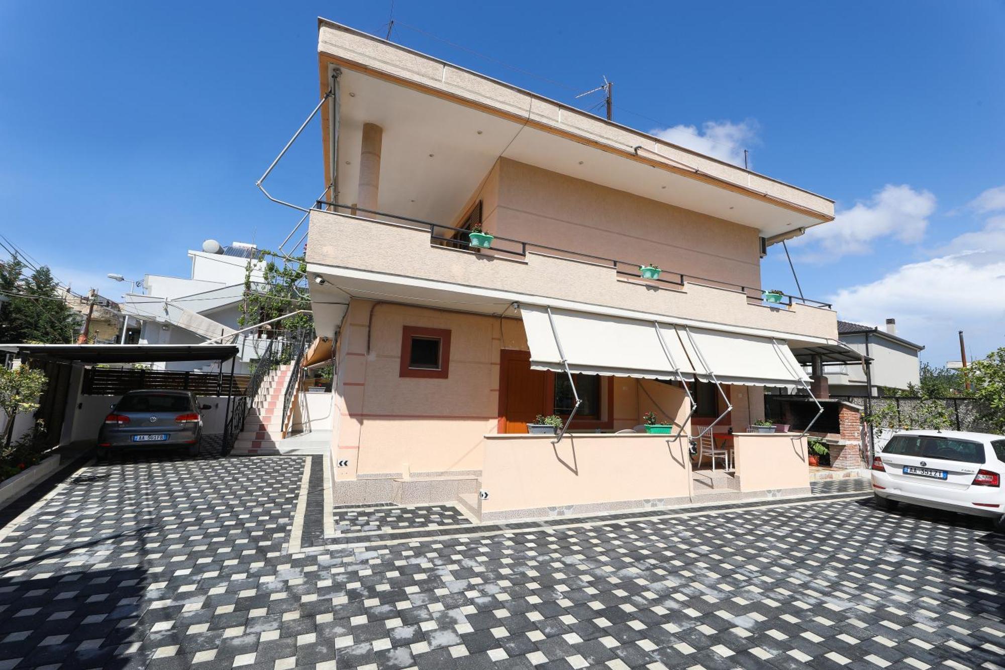 Vila Feliz - Premium Rooms With Free Private Parking Vlorë Εξωτερικό φωτογραφία