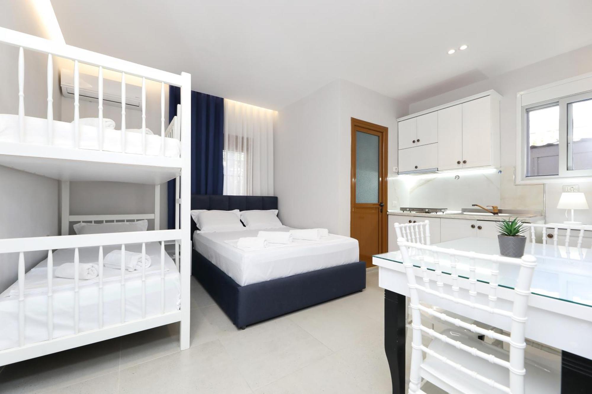 Vila Feliz - Premium Rooms With Free Private Parking Vlorë Εξωτερικό φωτογραφία