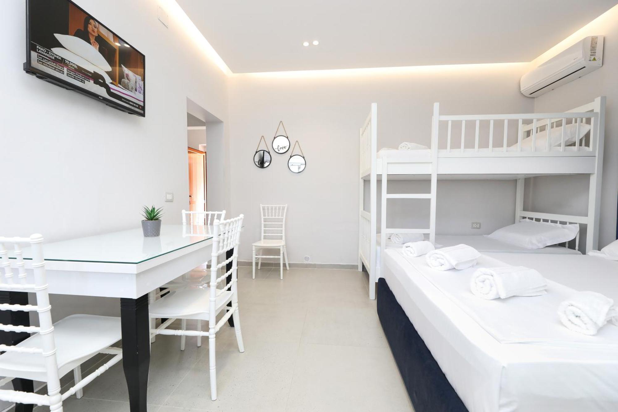 Vila Feliz - Premium Rooms With Free Private Parking Vlorë Εξωτερικό φωτογραφία