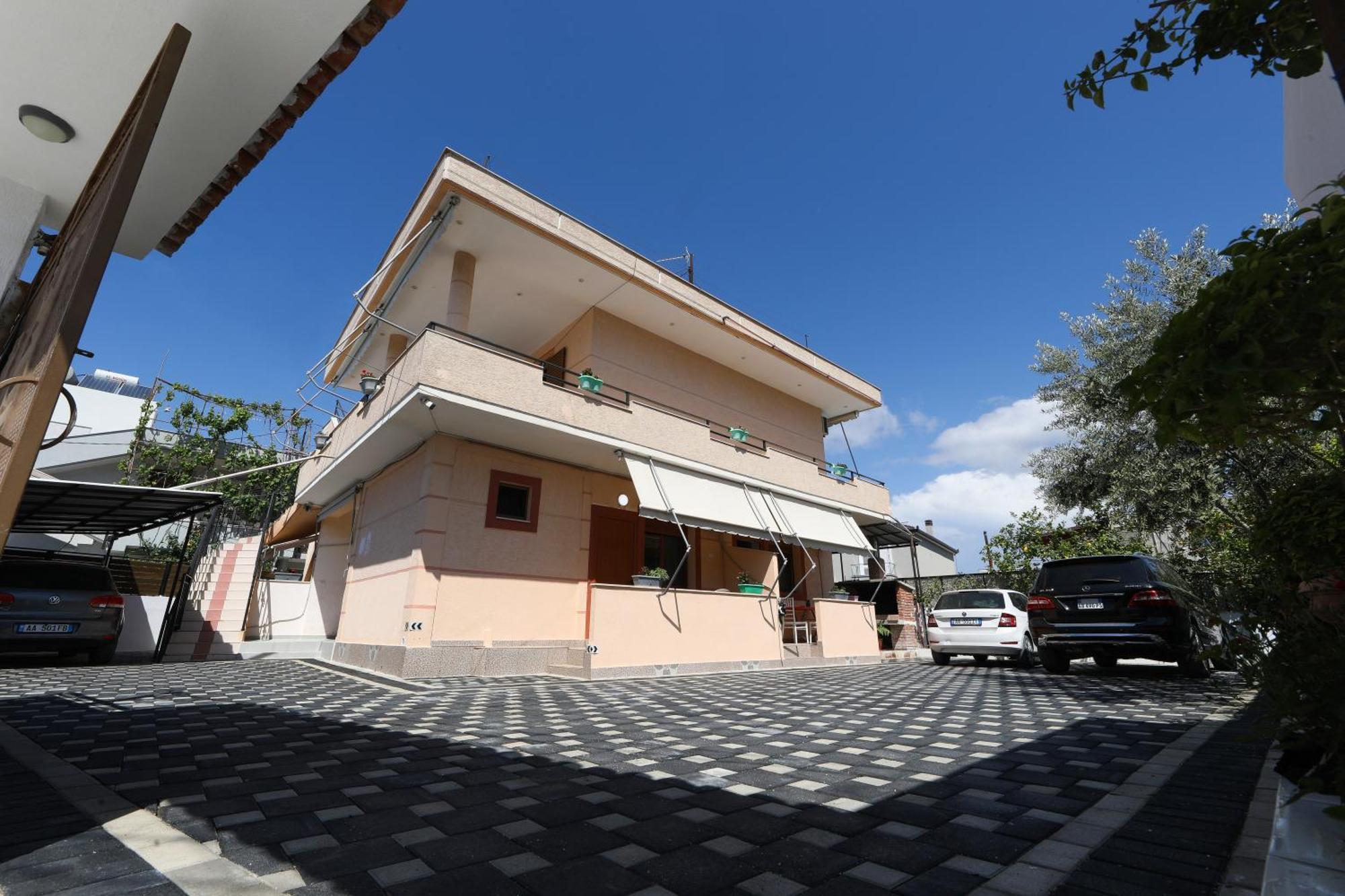 Vila Feliz - Premium Rooms With Free Private Parking Vlorë Εξωτερικό φωτογραφία